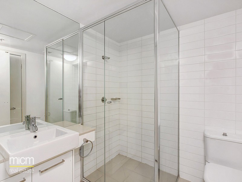 3308/100 Harbour Esplanade, Docklands VIC 3008