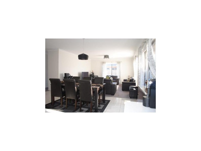 3 Verdure Street, Point Cook VIC 3030