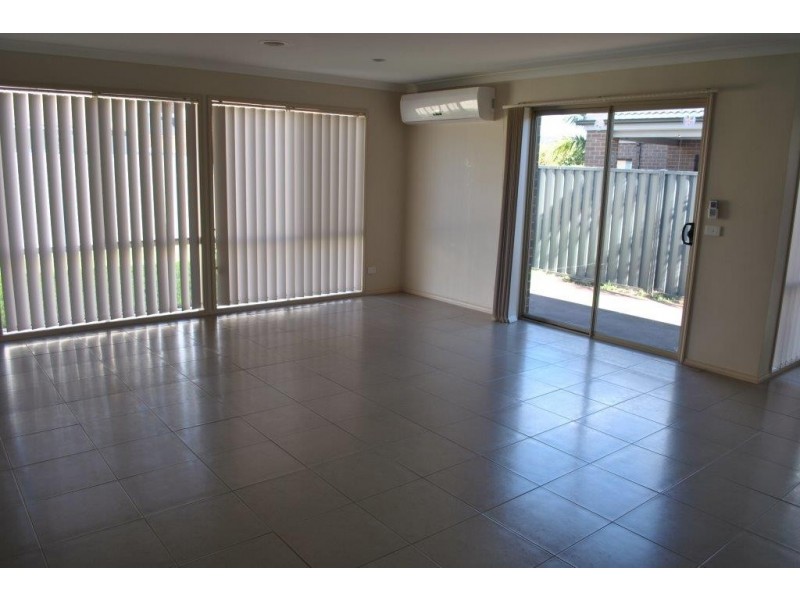 5 Marbella Waters, Point Cook VIC 3030