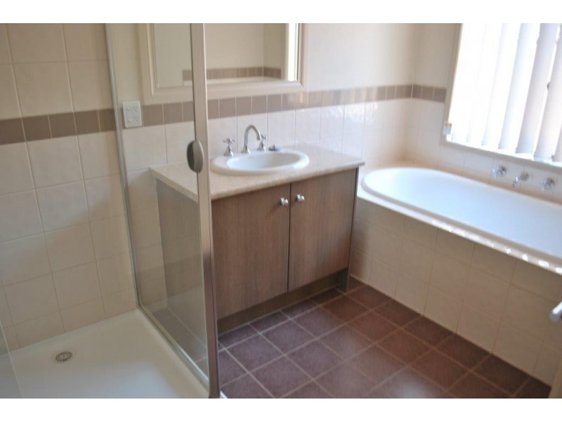 5 Marbella Waters, Point Cook VIC 3030