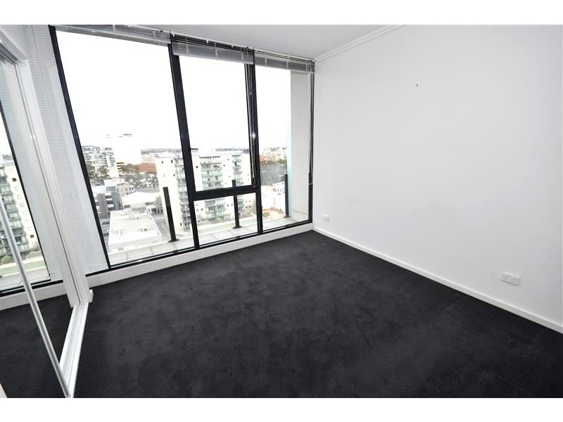 REF 21990/38 Bank Street, South Melbourne VIC 3205