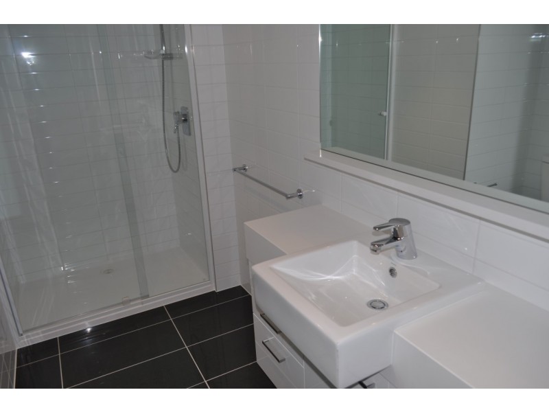 REF 25022/241 City Road, Southbank VIC 3006