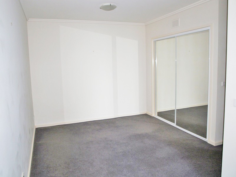 REF 22003/88 Kavanagh Street, Southbank VIC 3006