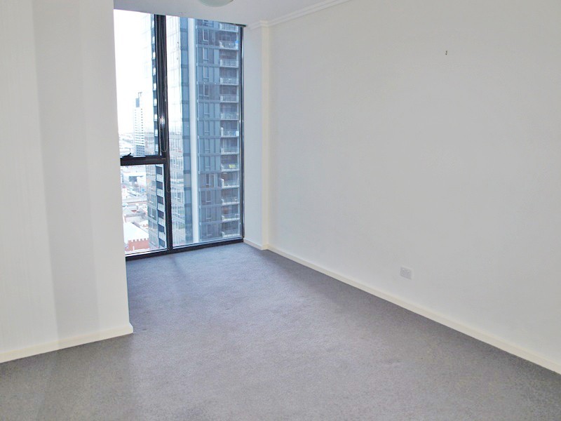 REF 22003/88 Kavanagh Street, Southbank VIC 3006
