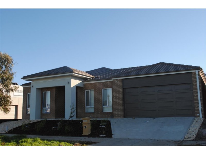 10 Nest Place, Point Cook VIC 3030