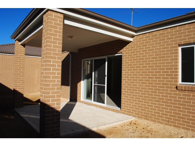 10 Nest Place, Point Cook VIC 3030