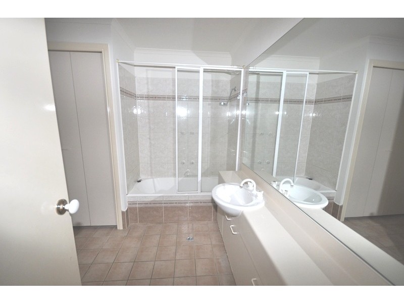 REF 22009/83 Queensbridge Street, Southbank VIC 3006