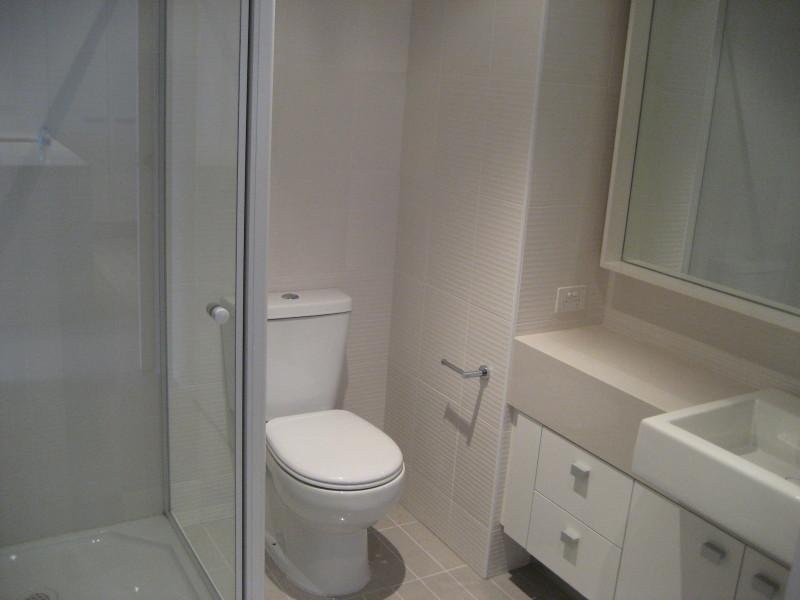 REF 22020/63 Whiteman Street, Southbank VIC 3006