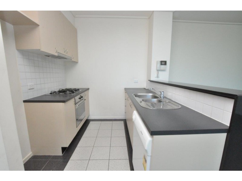 REF 22029/83 Whiteman Street, Southbank VIC 3006