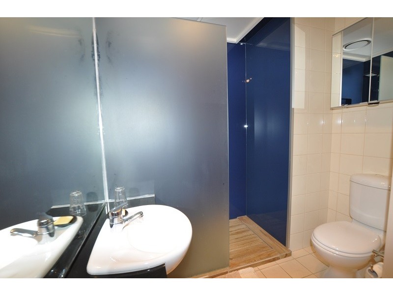 REF 31893/83 Whiteman Street, Southbank VIC 3006