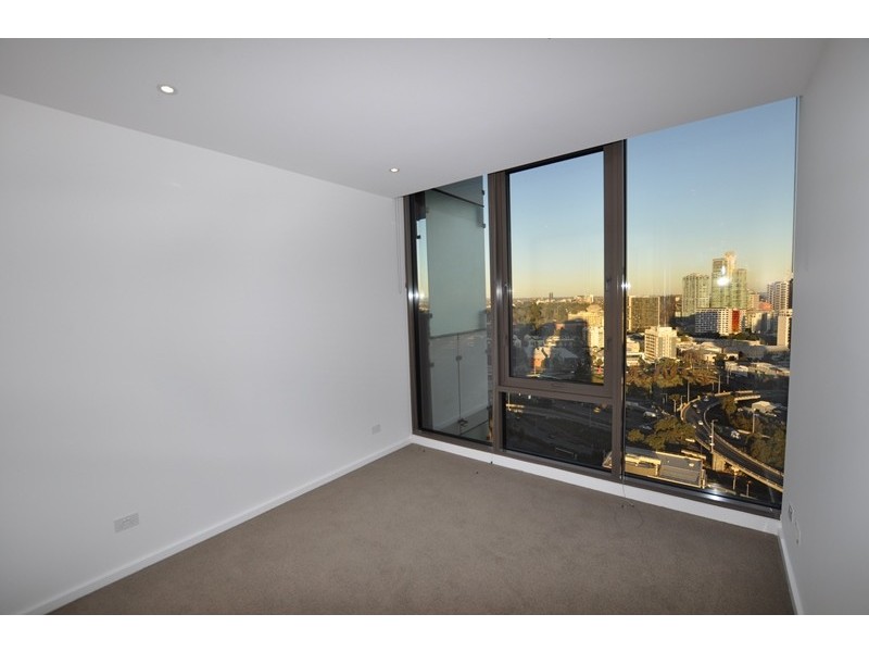 REF 1SB/118 Kavanagh Street, Southbank VIC 3006