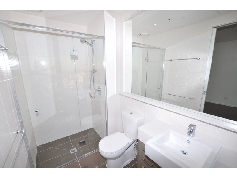 REF 1SB/118 Kavanagh Street, Southbank VIC 3006