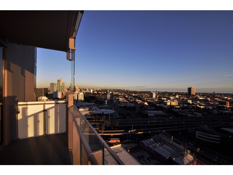 REF 1SB/118 Kavanagh Street, Southbank VIC 3006