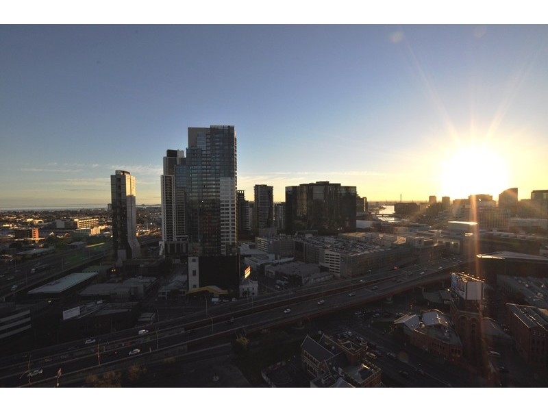 REF 1SB/118 Kavanagh Street, Southbank VIC 3006