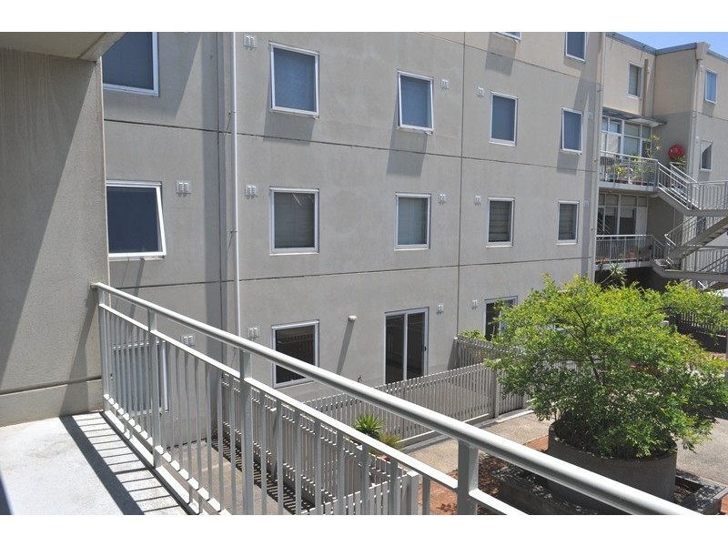 REF 22039/1066 Lygon Street, Carlton VIC 3053
