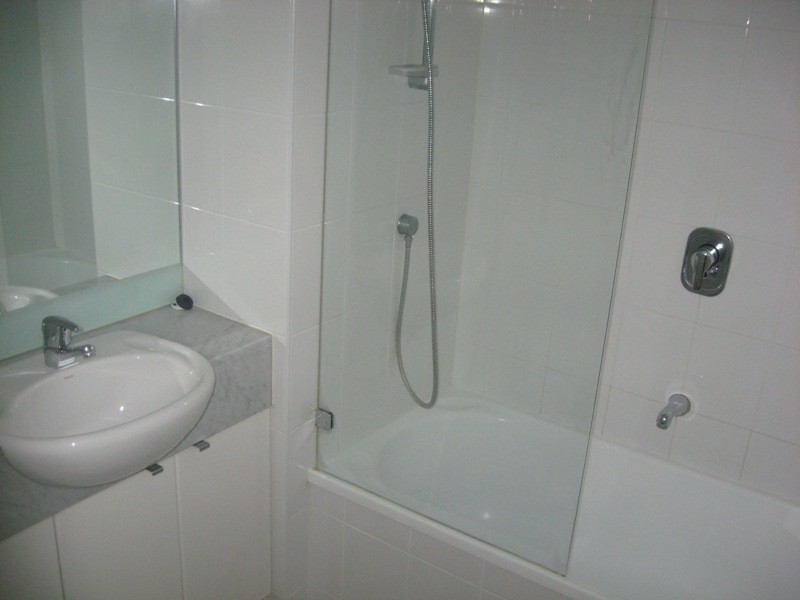 REF 22047/173 City Road, Southbank VIC 3006