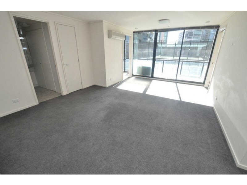 REF 22050/100 Kavanagh Street, Southbank VIC 3006