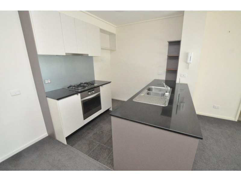 REF 22050/100 Kavanagh Street, Southbank VIC 3006