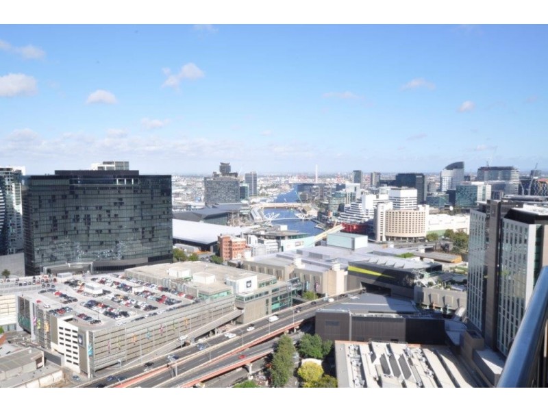 REF 22051/183 City Road, Southbank VIC 3006