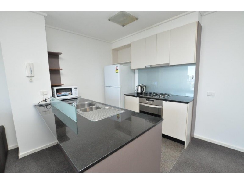 REF 22051/183 City Road, Southbank VIC 3006