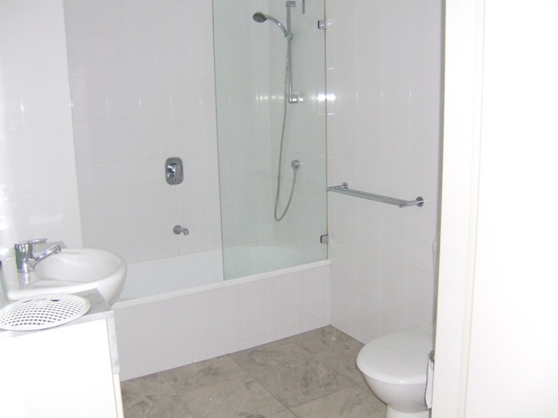 REF 22053/183 City Road, Southbank VIC 3006