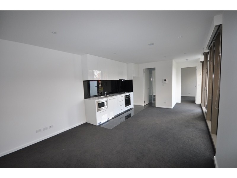 REF G7/118 Kavanagh Street, Southbank VIC 3006
