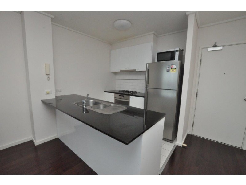 REF 22068/99 Whiteman Street, Southbank VIC 3006