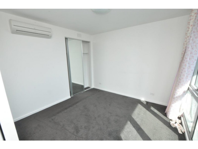 REF 28071/241 City Road, Southbank VIC 3006