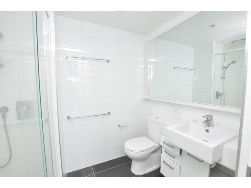 REF 28071/241 City Road, Southbank VIC 3006