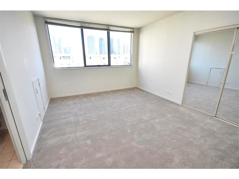 REF 22076/98 Wells Street, Southbank VIC 3006