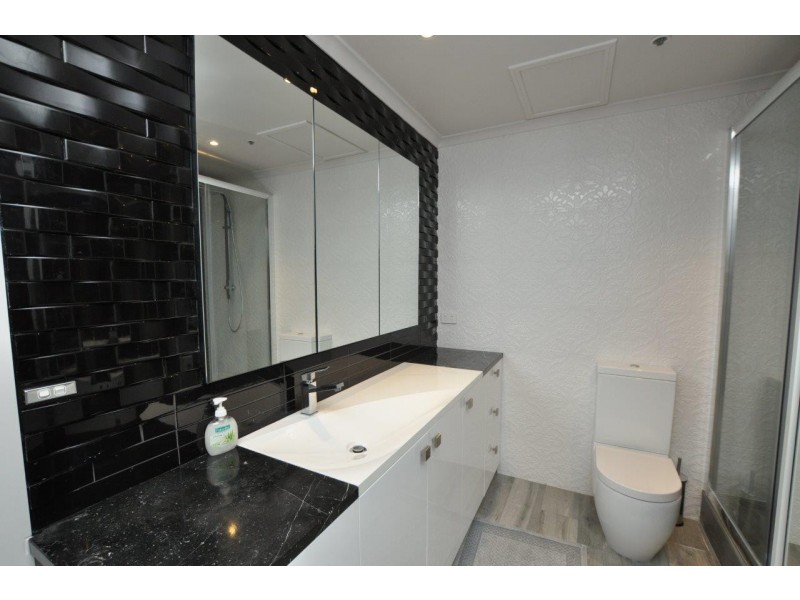 REF 22081/28 Southgate Avenue, Southbank VIC 3006