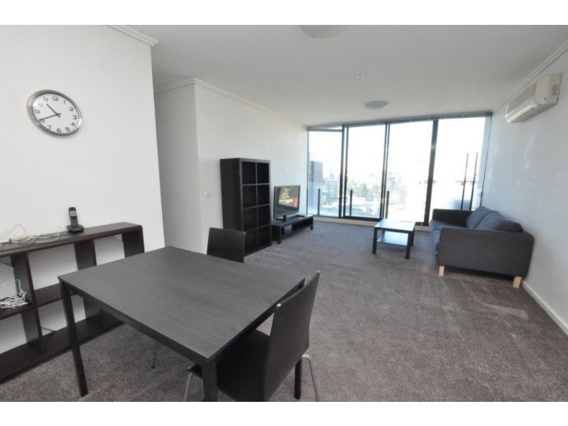 REF 22082/38 Bank Street, South Melbourne VIC 3205