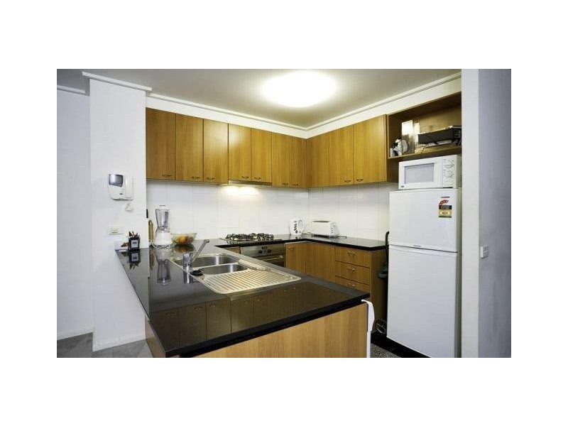 REF 22098/163 City Road, Southbank VIC 3006