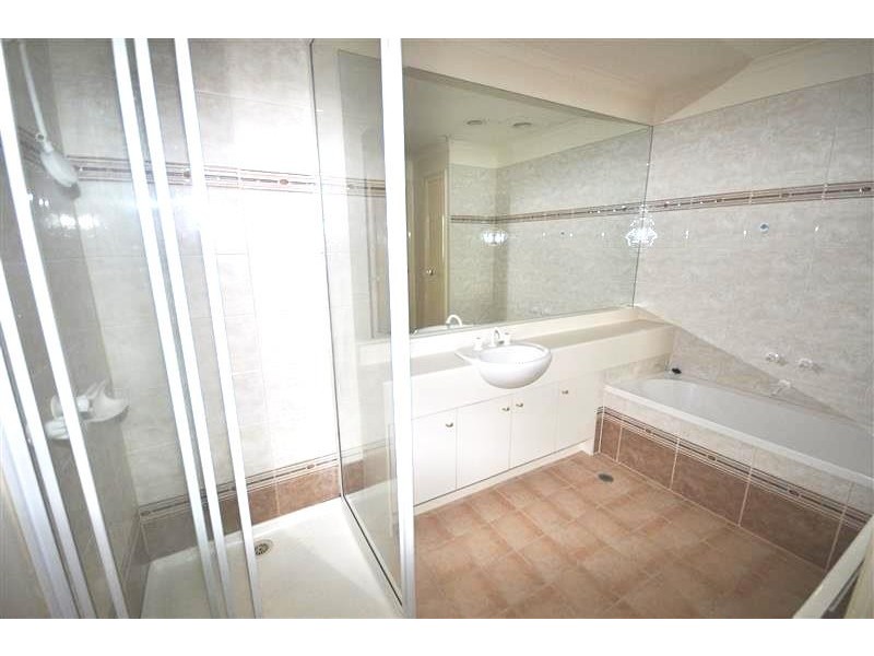 REF 31777/299 Spring Street, Melbourne VIC 3000