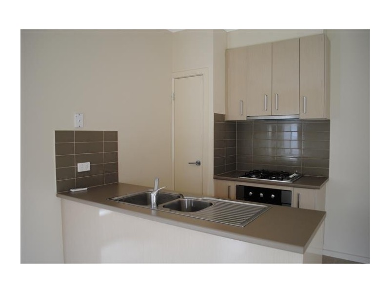 3/13 Fernhurst Avenue, Derrimut VIC 3030