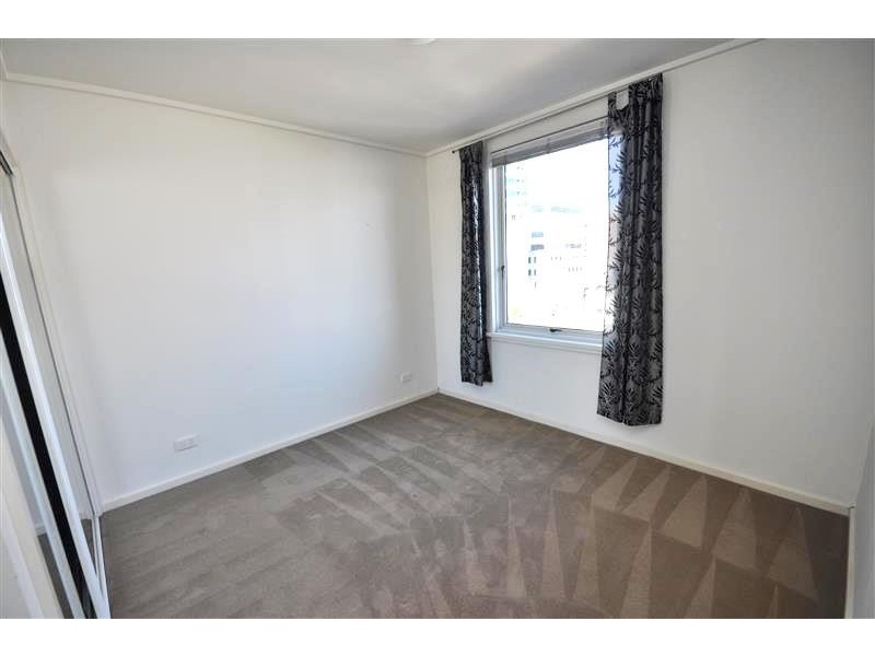 REF 22122/28 Bank Street, South Melbourne VIC 3205