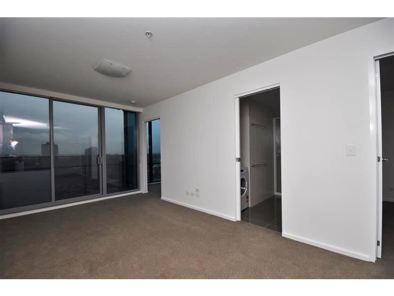 REF 33071/241 City Road, Southbank VIC 3006