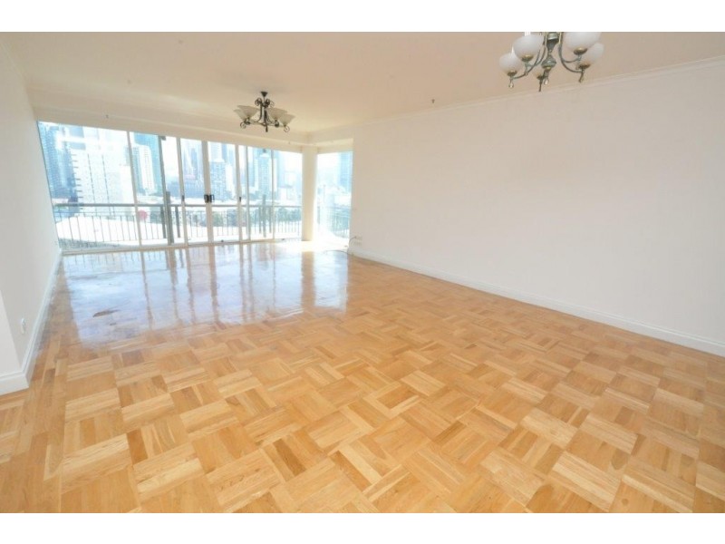 REF 22134/8 Wells Street, Southbank VIC 3006