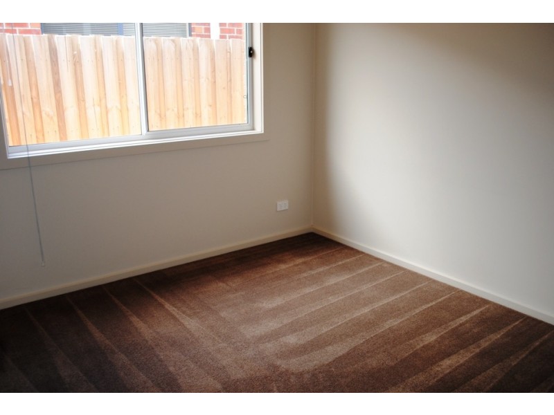 16 Windrest Way, Point Cook VIC 3030