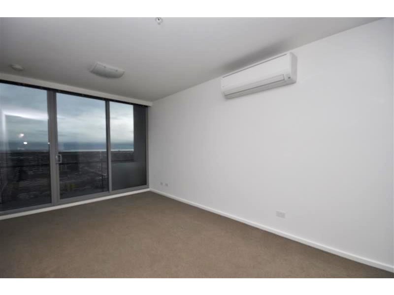 REF 35072/241 City Road, Southbank VIC 3006