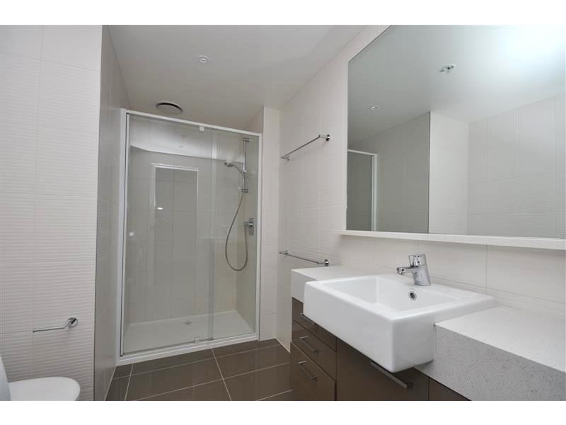 REF 35072/241 City Road, Southbank VIC 3006