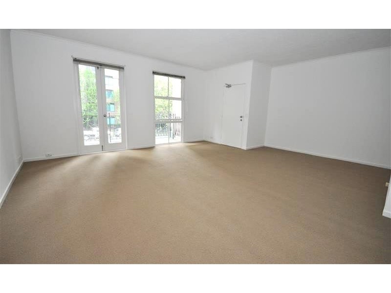 REF 22137/53 Kavanagh Street, Southbank VIC 3006