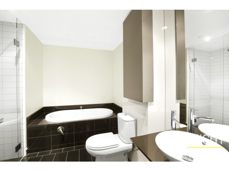 5705/7 Riverside Quay, Southbank VIC 3006