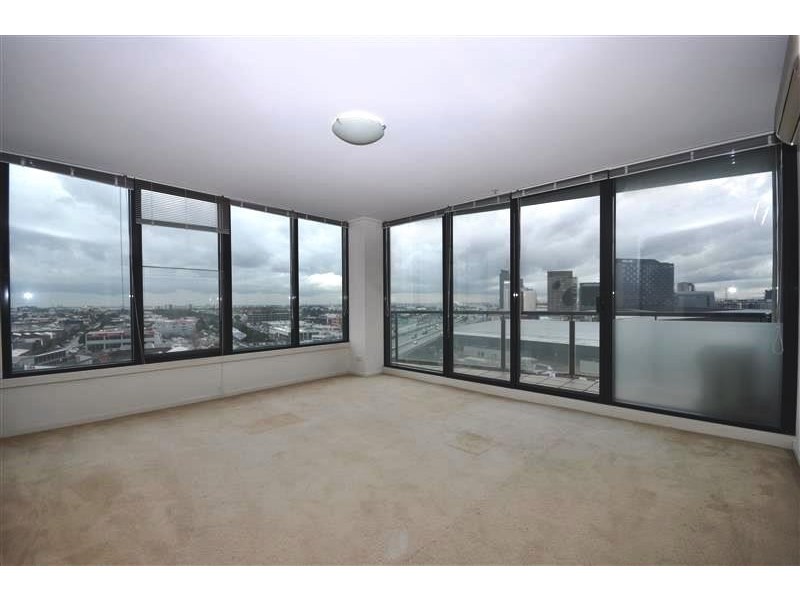 REF 31732/99 Whiteman Street, Southbank VIC 3006