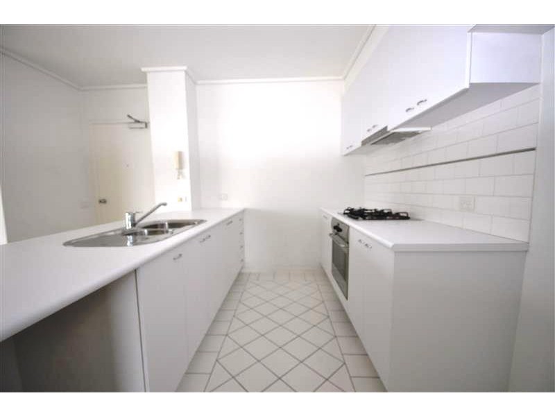 REF 31732/99 Whiteman Street, Southbank VIC 3006