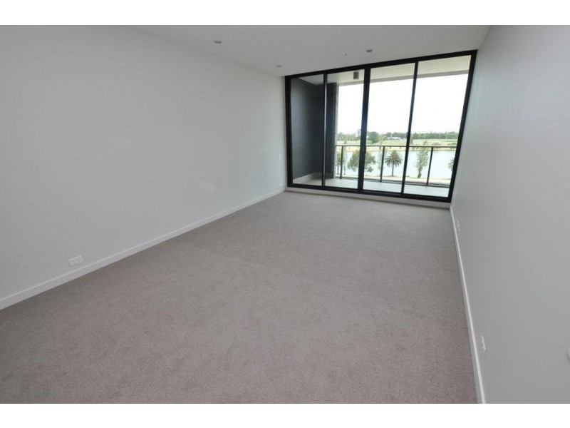 610/70 Queens Road, Melbourne VIC 3004