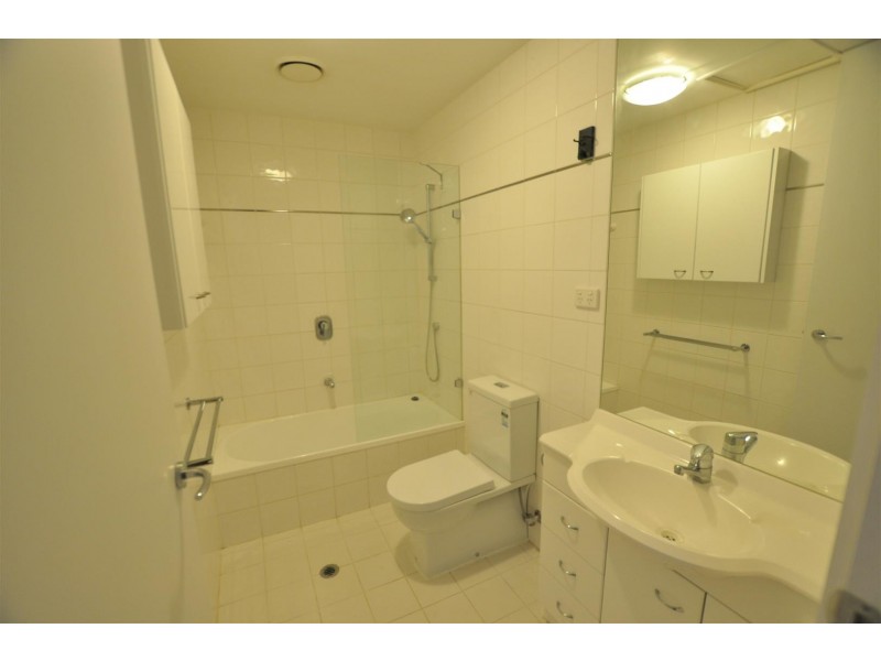 REF 22148/69 Dorcas Street, South Melbourne VIC 3205