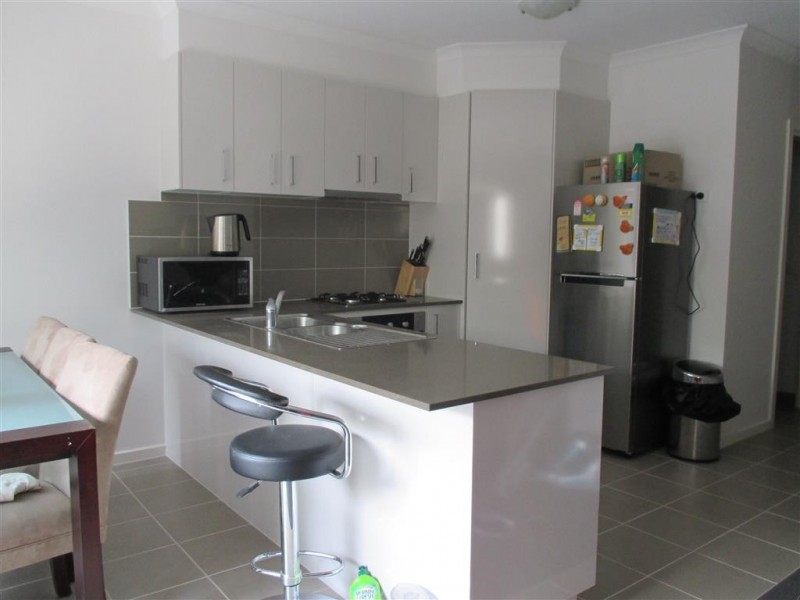 3/74 Lennon Boulevard, Point Cook VIC 3030
