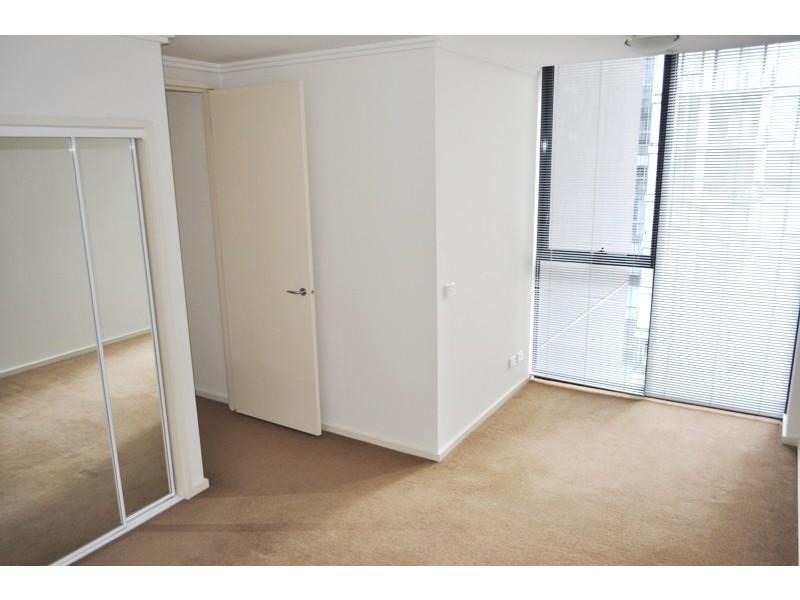 REF 22169/88 Kavanagh Street, Southbank VIC 3006