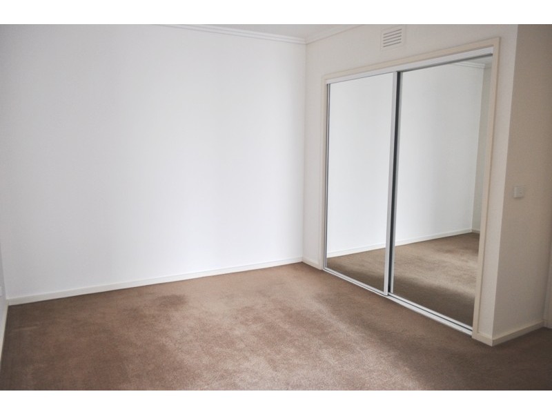 REF 22169/88 Kavanagh Street, Southbank VIC 3006